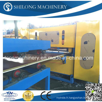 CE Approuvé Toit et Wall Sandwich Panel Roll Rolling Machine